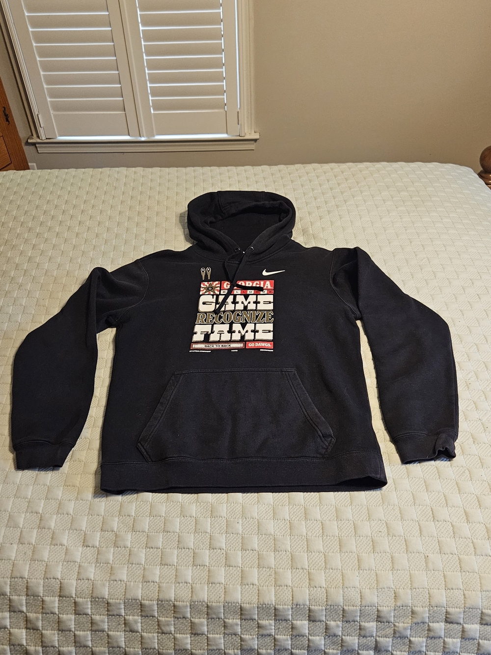Nike Black Men's Graphic Pullover Hoodie Medium